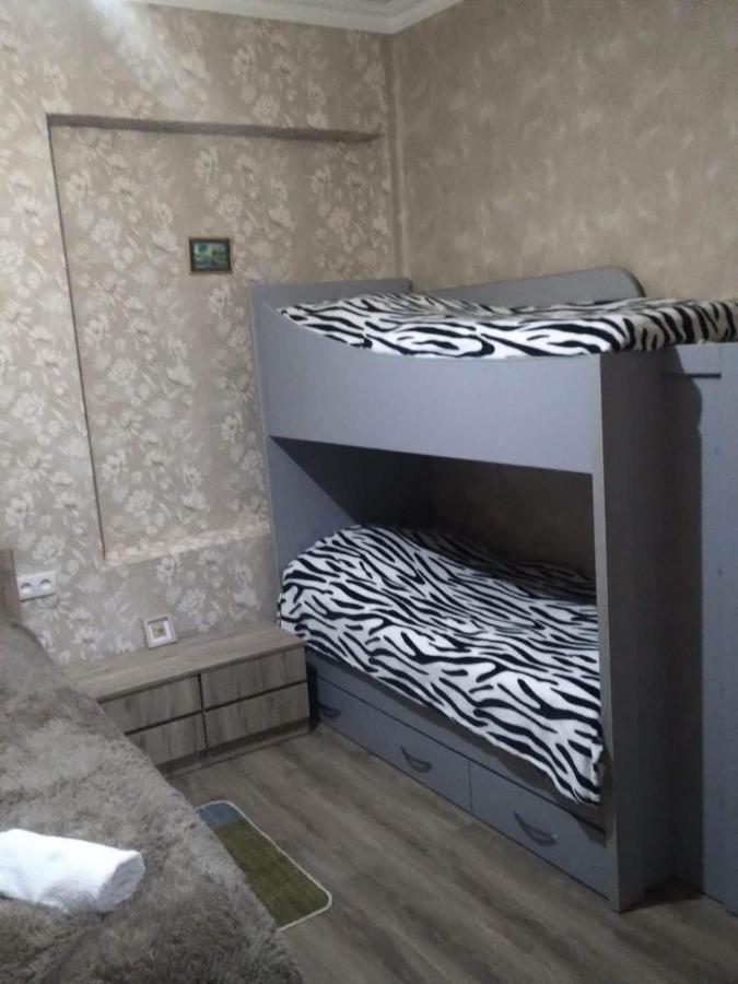 Achela'S Guesthouse 博尔若米 外观 照片